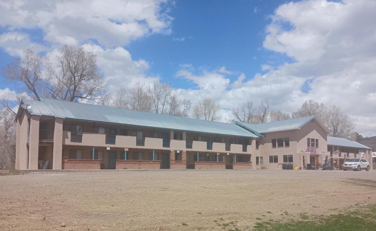 Down Home Lodge & Rv Park Chama Exterior foto